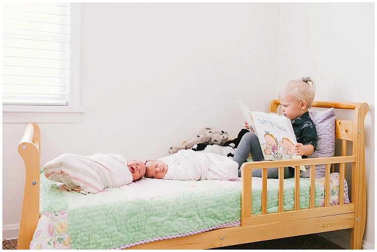 FloydTwinNewborns(036).jpg